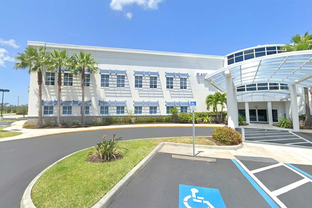 Dermatology office in Lakewood Ranch Florida off i75 and SR 70